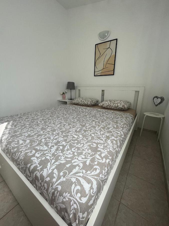 Pinezici Apartman Niccole エクステリア 写真