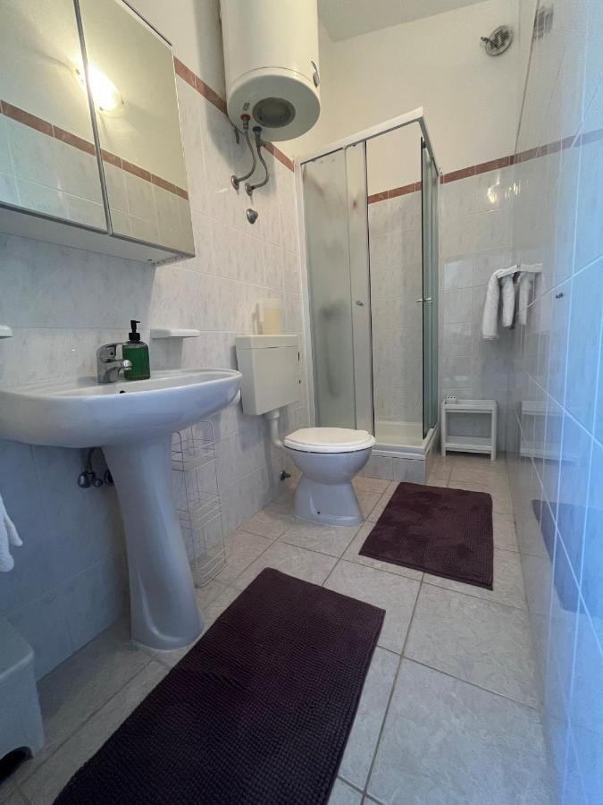 Pinezici Apartman Niccole エクステリア 写真