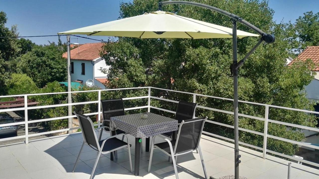 Pinezici Apartman Niccole エクステリア 写真